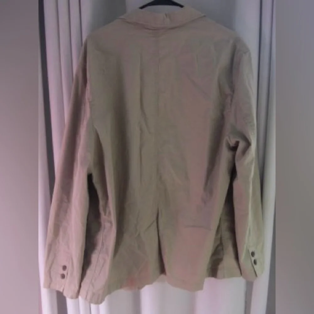 Banana Republic Men’s Khaki Casual Jacket, Oversized Button Down Front; Size 46